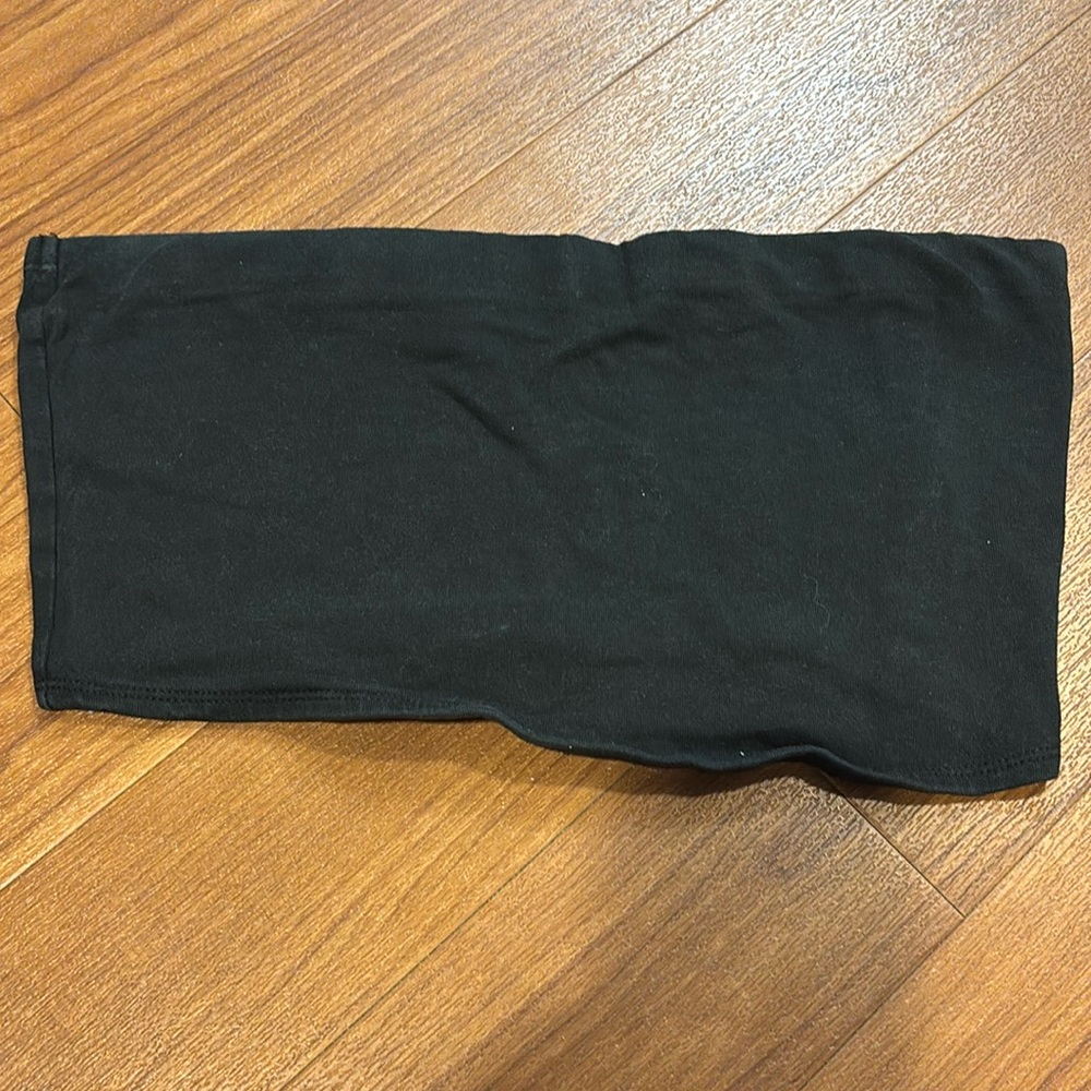 Black Strapless Top